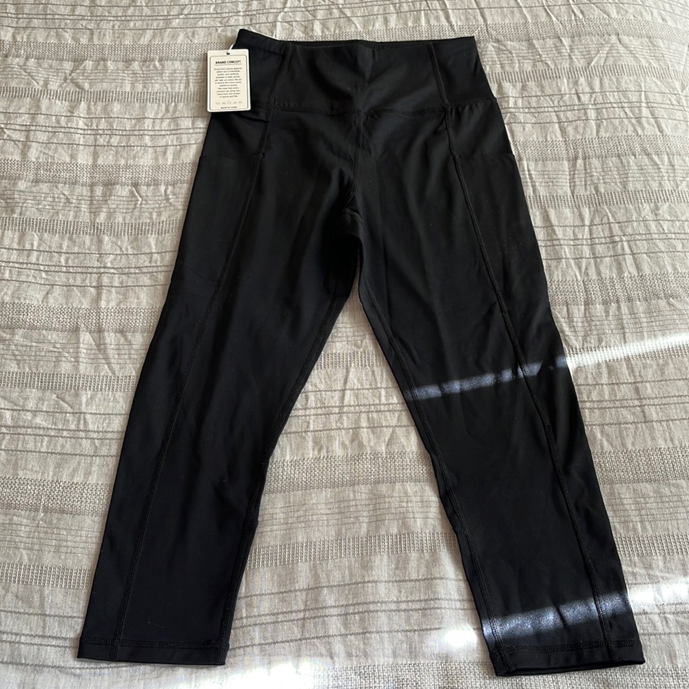 Woman’s Promover Active Leggings With Pockets, black, size small NWT